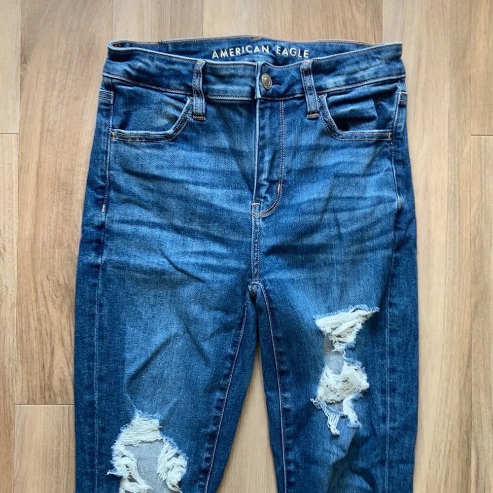 American Eagle next level stretch distressed hi rise jegging size 4 regular